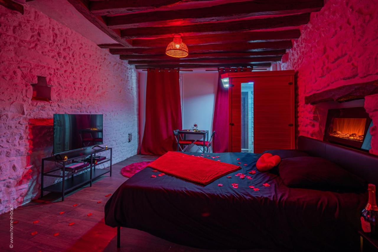 Love Room - Sauna - Secret Suite Au Calme Étampes Esterno foto