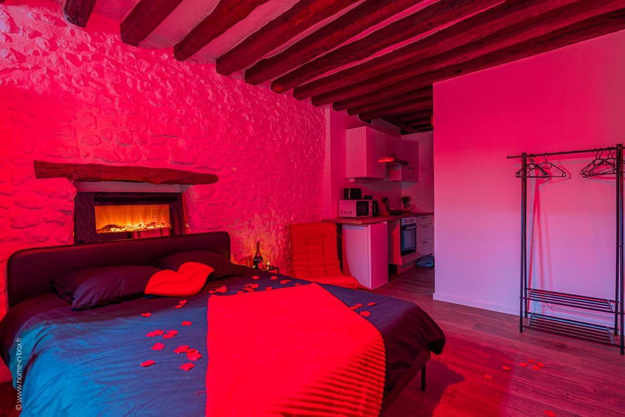 Love Room - Sauna - Secret Suite Au Calme Étampes Esterno foto